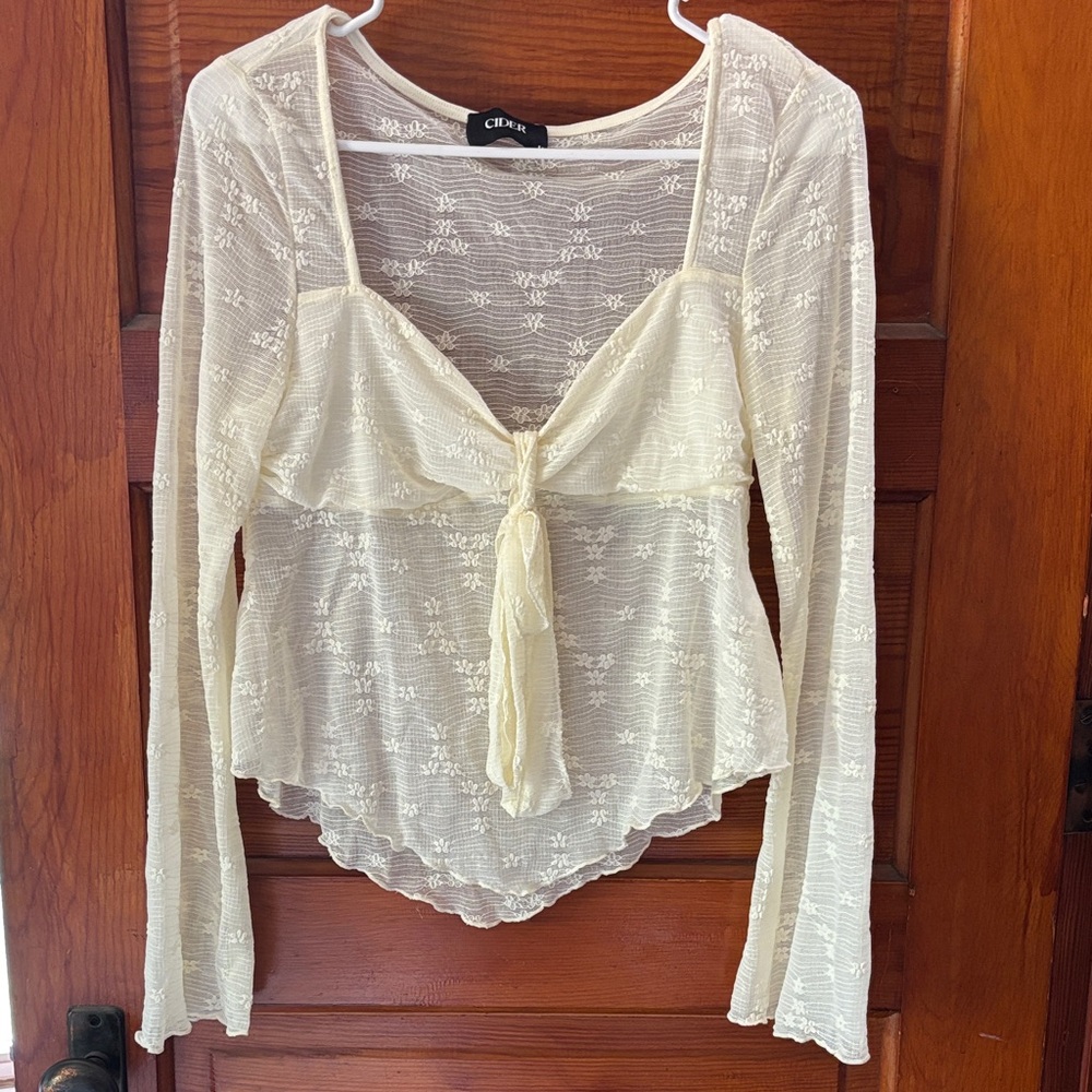 Cider Ivory Woman's Medium Lace Tie-Front Blouse